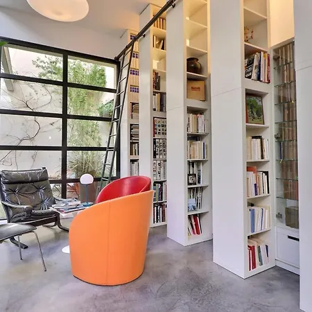 The Loft A Bright With A Distinctive Design