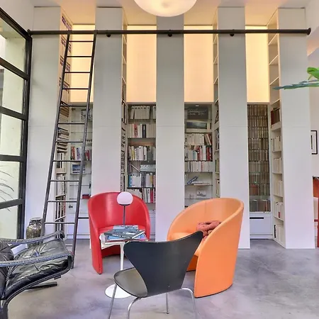 The Loft A Bright With A Distinctive Design