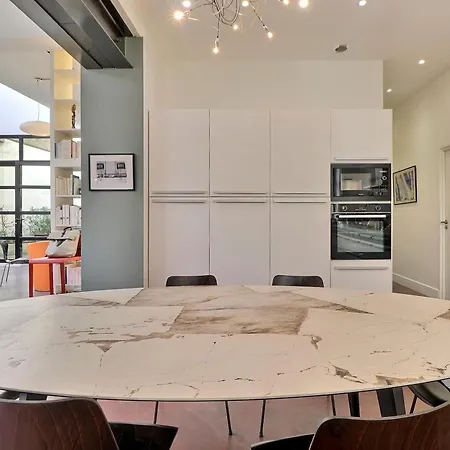 The Loft A Bright With A Distinctive Design 아파트 *