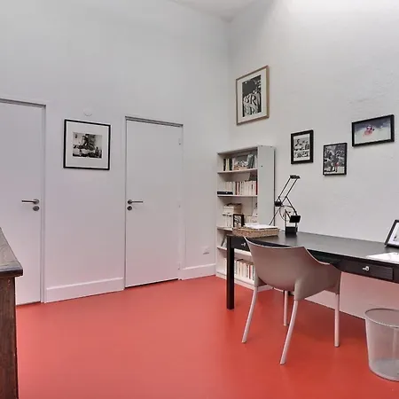 아파트 The Loft A Bright With A Distinctive Design *