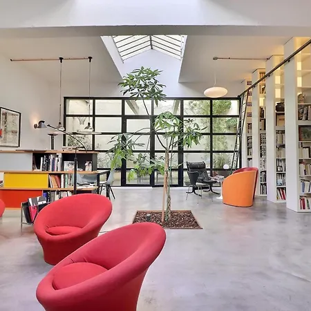 아파트 The Loft A Bright With A Distinctive Design *